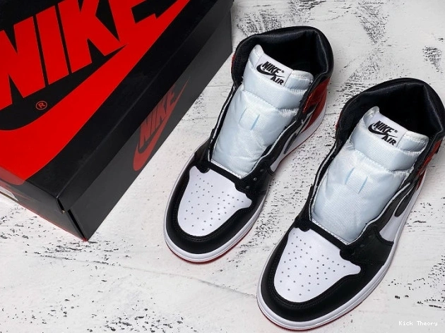 Kick Theory Retro 1 Black Satin Jordan Toe CD0461-016 High Air 0702